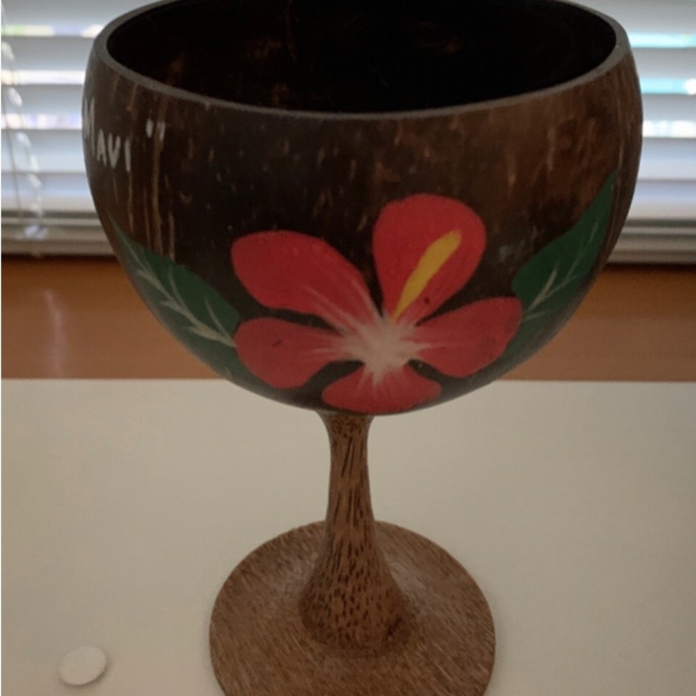Handmade Coconut Wine Goblet Glass Serving Bowl Cup Hand Carved Hawaiian Artisan - Picture 4 of 4